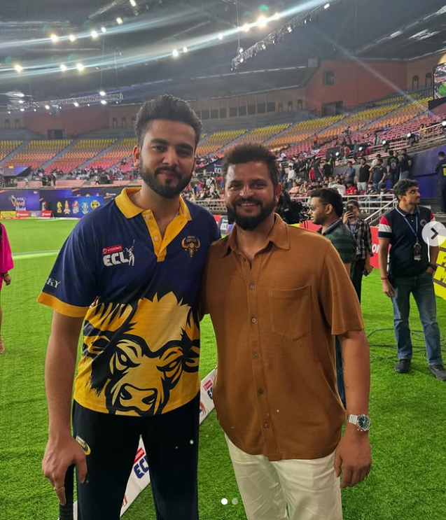 Elvish Yadav with Suresh Raina